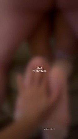 大神玩的是真花，【苏城主（苏E夫妻）】太爽了，多P，3P，交友换妻，老婆长得也相当好看 截图10