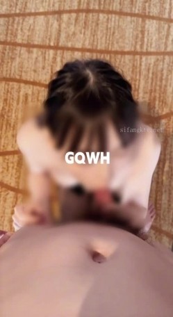 顶级老牌泡良大神「DR.CHEN」「GWQH」付费资源 专约女网黄包括阿朱，调教女大舔脚肛交毒龙喝尿三小时 截图11