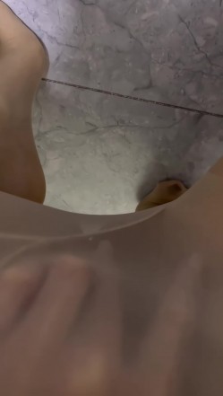 快手116万粉丝 极品美女【初晴】定制骚舞大尺度 情趣露内露B 截图7