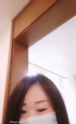 超靓网红美女【璐璐】极品御姐与闺蜜和炮友玩双飞 口爱啪啪迭罗汉舔穴 双凤争屌 轮操双凤 高清源码无水印 截图4