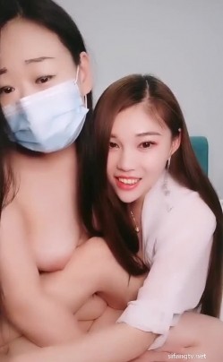 超靓网红美女【璐璐】极品御姐与闺蜜和炮友玩双飞 口爱啪啪迭罗汉舔穴 双凤争屌 轮操双凤 高清源码无水印 截图6