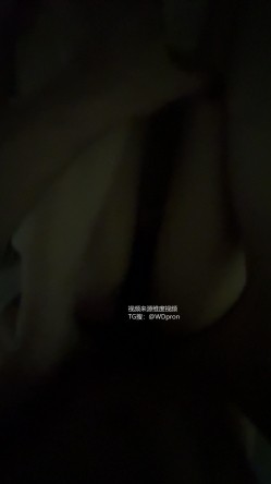 顶级约啪博主「DK」《多位极品巨乳美臀高颜值御姐》颜值御姐口爆害羞挡脸约啪性爱怕怕高清摄影露出！ 截图10