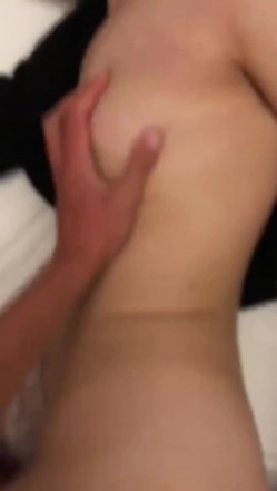 《台湾情侣泄密》背着男友偷偷和富二代酒店开房啪啪的反差女友被曝光 截图13