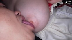 BOBB-396 僕専用の神乳メイド！ご主人様の為に完璧おっぱいで乳プレイ！癒やされながら授乳やパイズリでご奉仕三昧！ Boin「羽月乃蒼」Box3 截图9