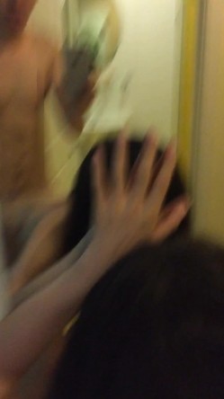 【网曝门事件】大三小情侣宾馆开房激情啪啪视频手机丢失不慎流出 后入猛操 跪舔裹射 完美露脸 高清1080P版 截图2