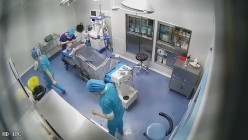 珍稀资源破解美容整形医院摄像头监控偷拍几个做纤体的妹子阿姨这年纪也敢整真服了 截图8