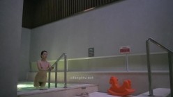 【极品偷拍】国内『温泉会所』贴脸偷拍沐浴更衣泳池戏水 超多美女良家少妇近距离接触 截图13