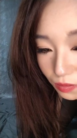 【骚朵儿】第一弹，顶级骚货反差女神，和榜一激情大战，口交吃鸡爆满骚穴 截图11