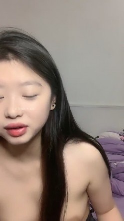 清纯女神！刚下海就被狂操~【西西棒棒】，一眼看着就很舒服的小美女，少女胴体真每秒，啪啪！内射 截图12