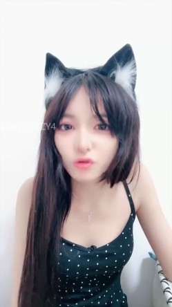 ️猫系校花女神【乖乖饱饱】超级漂亮 裸舞 道具 爽死 截图6