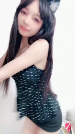 ️猫系校花女神【乖乖饱饱】超级漂亮 裸舞 道具 爽死 截图10