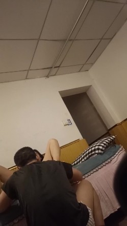外卖哥又来了：这个最好看，送外卖在同城遇见老粉丝，他请我嫖娼，想和我一起玩，看我艹老阿姨！ 截图6