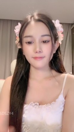 ️绝佳炮架【奶糖啵啵】顶级豪乳 肥翘臀 这身材太顶了 截图2