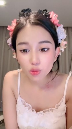 ️绝佳炮架【奶糖啵啵】顶级豪乳 肥翘臀 这身材太顶了 截图16