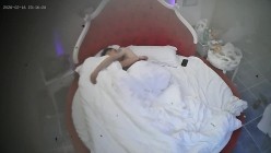 酒店情趣房偷拍 圆脸可爱少妇被精壮纹身猛男按床上疯狂折腾不断呻吟 截图10