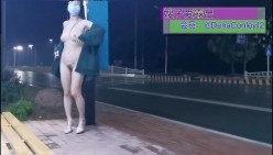 万人求购，推特反差婊，顶级绿帽骚妻【嫂子爱露出】一女战多男，群P大乱交，捆绑调教野战 截图1