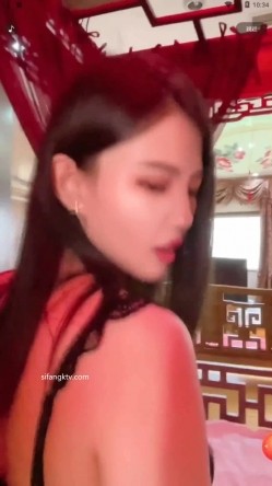 探蜜约会平台几位天花板级别网红女主剧情模拟啪啪啪诱惑挑逗赤裸裸的宣传卖肉 截图6