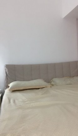蜜桃美女约啪附近小哥，全程露脸黑丝情趣撩骚狼友，口交大鸡巴，激情上位让小哥压在身下边亲边草精彩刺激 截图3
