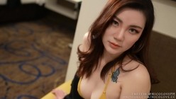 P站着名博主淫欲少妇法籍亚裔「Nicolove」OF露脸性爱私拍 顶级亚裔网黄挨操阿黑颜 截图15