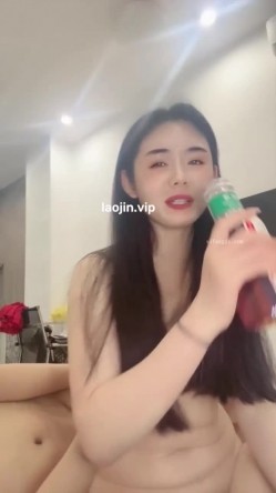 良家小夫妻下海，【念念小秘书 】，风情小少妇，分享和老公的性爱日常，无套内射爽歪歪 截图1