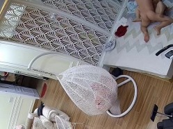 居家摄像头破解土豪大叔和美女老婆的私密生活被曝光 截图11
