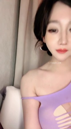 明星级颜值，顶级精致美人儿【小婉呀】不做女神做母狗，下海自慰出水 截图9