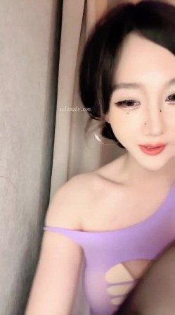 明星级颜值，顶级精致美人儿【小婉呀】不做女神做母狗，下海自慰出水 截图11
