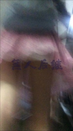 【最新 ️极品 ️抄底】牛逼抄底高手『无人后继』2023最新TG内部群流出 各式抄底主动掀裙子 截图3
