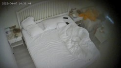 酒店偷拍 ️短发极品气质美女中午与男友在酒店内肆意狂欢啪啪到下午 截图7