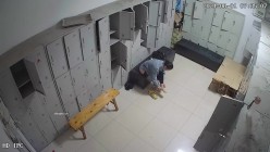 舞蹈班《监控破解》偷拍多位美女学员后台换衣服 截图3