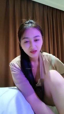 女人味！致命的女人味啊！她被深喉 吞精的样子 就是最欠操的样 截图8