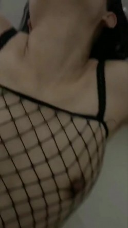 快手：西安文姐 舞蹈老师退休 身材还是一样苗条 骚穴一样流水 被哥哥跳得高潮起伏 截图12