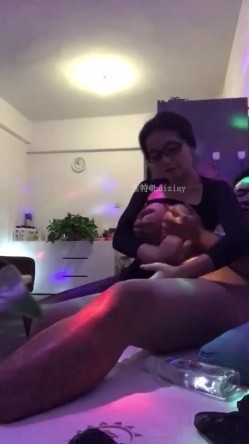 技术型露脸极品大奶熟女【惠子阿姨】目前最全合集，女王调教3P啪啪各种交合 截图12