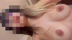 顶级身材反差女神！卖原味又好色高颜大奶【困困狗】私拍，各种紫薇露出啪啪被健身男友输出嗲叫不停，对话刺激 截图16