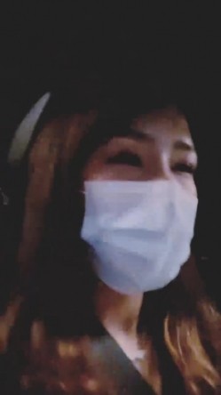 【狐狸不是妖啊】宝马御姐 与金主楼道露出野战 户外车震 双女自慰道具爆浆 截图2