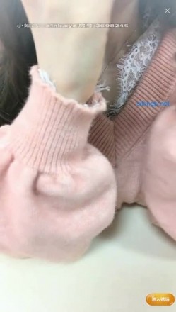 这才是真正的魔鬼身材，美少女拥有如此傲人的身材，丝袜美腿 木瓜大奶子【贵在真实】办公室自己工位上自慰，公司厕所里自慰 截图10