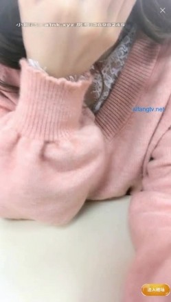 这才是真正的魔鬼身材，美少女拥有如此傲人的身材，丝袜美腿 木瓜大奶子【贵在真实】办公室自己工位上自慰，公司厕所里自慰 截图11