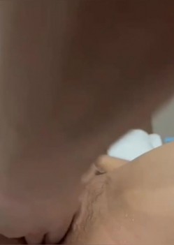 大连美女结婚前夜和前男友之间的最后一次性爱遭知情人曝光 截图8
