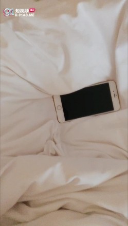 【超顶 ️绿帽大神】91小懒猫 调教母狗校花女友甄选 露出自慰取外卖惊呆小哥 共享极品娇媚女友 越漂亮越反差会玩 截图6