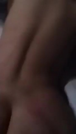 推特 【董柒柒】丝袜臭脚反差婊 截图15