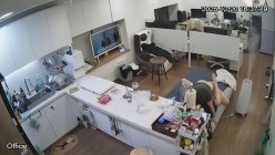 黑客破解摄像头偷拍高颜值白领情侣喜欢下班同事走后留在办公室一边看电视一边做爱 截图15