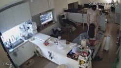 黑客破解摄像头偷拍高颜值白领情侣喜欢下班同事走后留在办公室一边看电视一边做爱 截图16