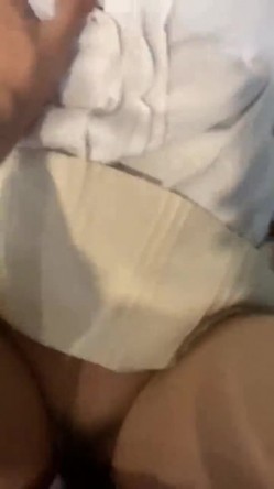 清纯美眉 你不可以射那么远 射都射了 再说你又不别人射逼里 还是蛮可爱的 截图7