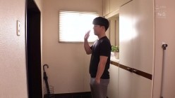SSIS-010 彼女が不在の2日間、ボクは彼女の親友の芸能人と朝から晩までひたすらハメまくった 截图4