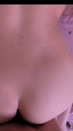 记录这刺激一刻，老婆不在偷情小姨子，怕怀孕射垃圾桶！ 截图12