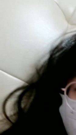 新人~正宗学生妹【清纯少女可可酱】极品美乳~，露脸一看是真年轻，清纯外表，掩盖不住好身材，小骚逼 截图8