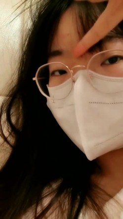 新人~正宗学生妹【清纯少女可可酱】极品美乳~，露脸一看是真年轻，清纯外表，掩盖不住好身材，小骚逼 截图9