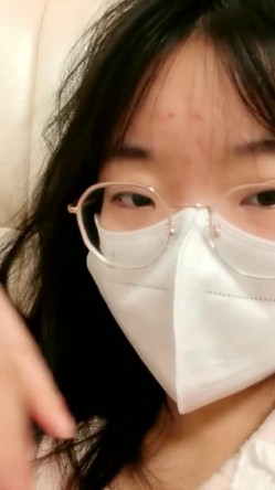 新人~正宗学生妹【清纯少女可可酱】极品美乳~，露脸一看是真年轻，清纯外表，掩盖不住好身材，小骚逼 截图12