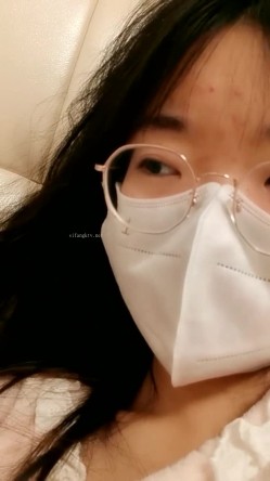 新人~正宗学生妹【清纯少女可可酱】极品美乳~，露脸一看是真年轻，清纯外表，掩盖不住好身材，小骚逼 截图14