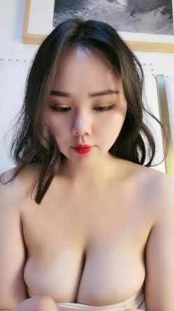 极品导弹巨乳主播【38H罩杯妹妹】挤奶诱惑超长100小时源码录制直播合集 截图2